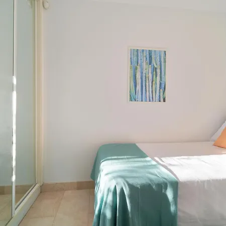 Front Elviria Apartment Marbella
