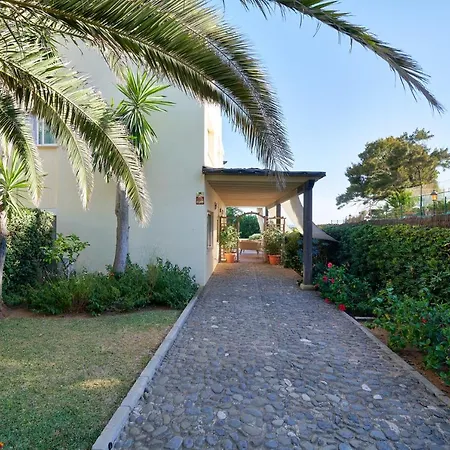 Front Elviria Apartment Marbella