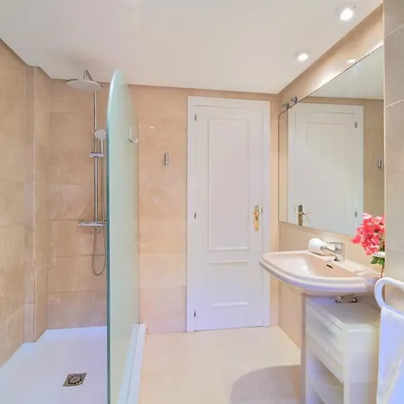 Front Elviria Marbella
